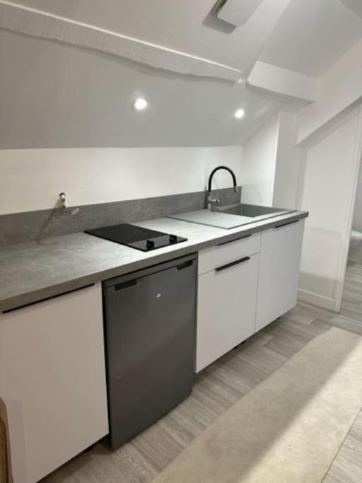 Appartement Centre Ville Lillebonne 2Eme Etage Exterior photo